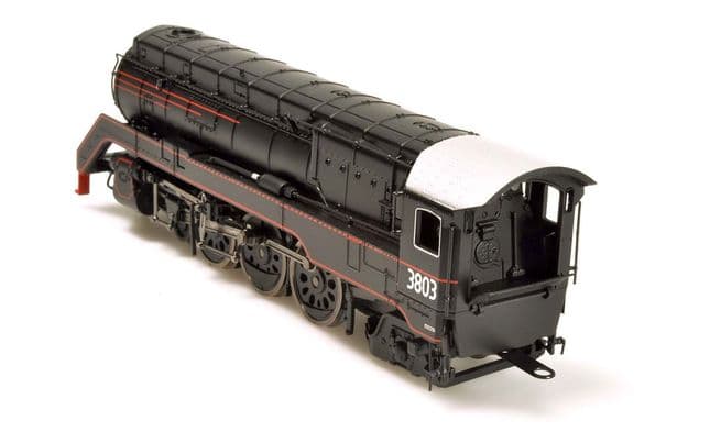 NSW, locomotiva a vapore C38, livrea nera/rossa, ep. III (5)