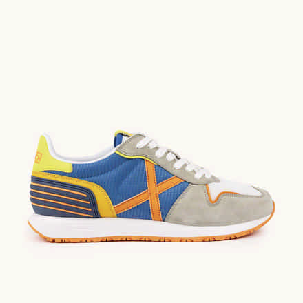 MUNICH MASSANA 432 Retro Running trainers Black and Silver (11)