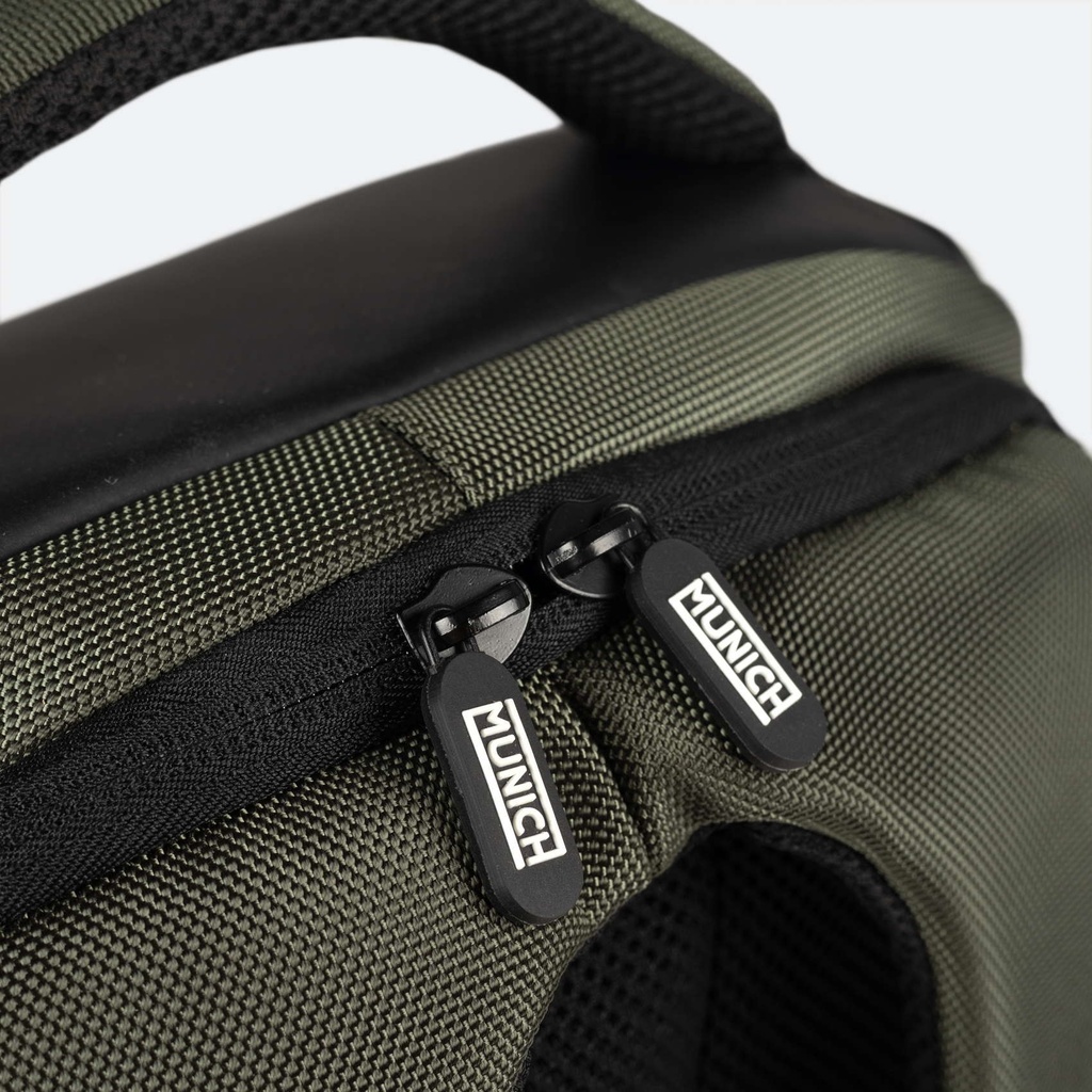MUNICH BACKPACK SHIELD KHAKI (3)