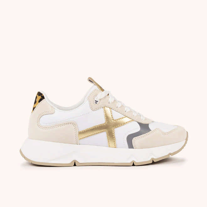 MUNICH MAMBA 05 High-volume and contemporary aesthetic sneakers White, Beige, Gold and Animal Print (1)