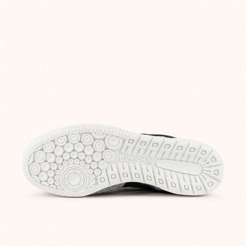 MUNICH CONTINENTAL PREMIUM 27 Sneakers of classic design White, Black, Silver and Animal Print (5)