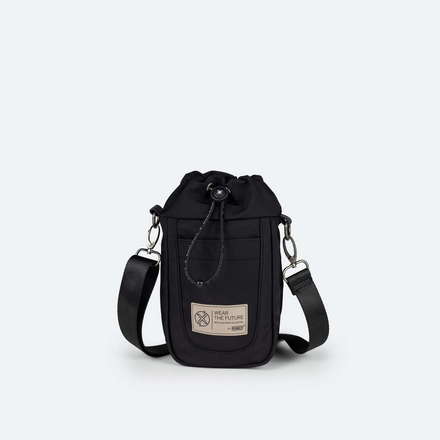 RECYCLED X 2.0 CROSBODY SLIM BLACK (2)