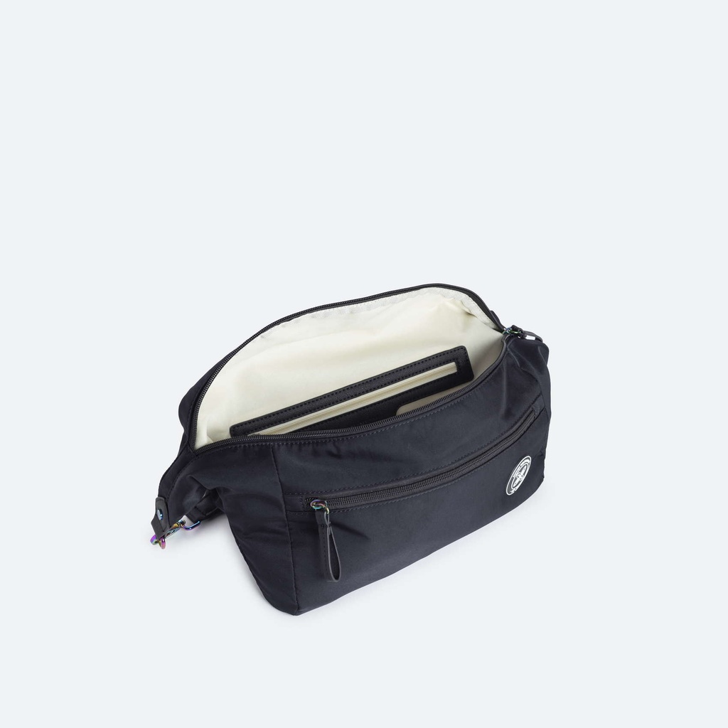 GLOSS FANNYPACK BLACK (5)
