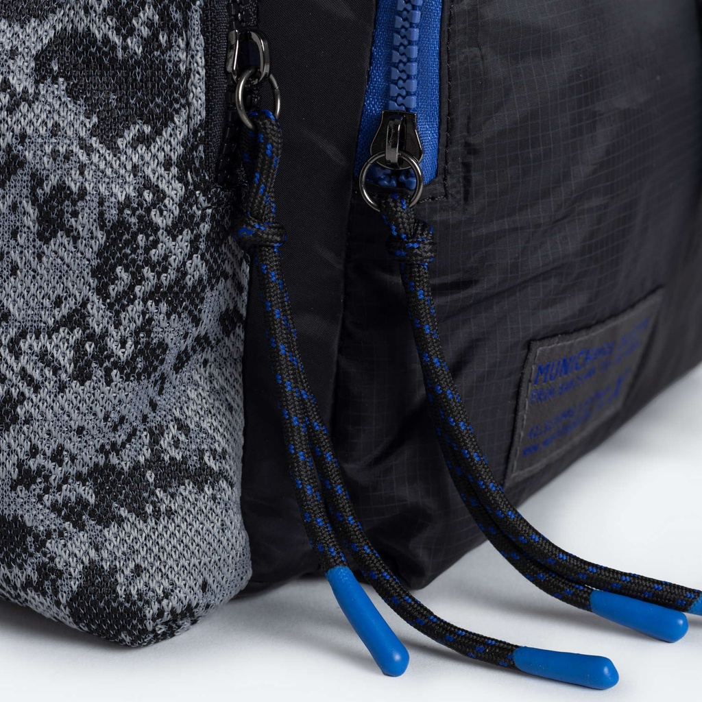 DEEP BACKPACK BLACK (4)