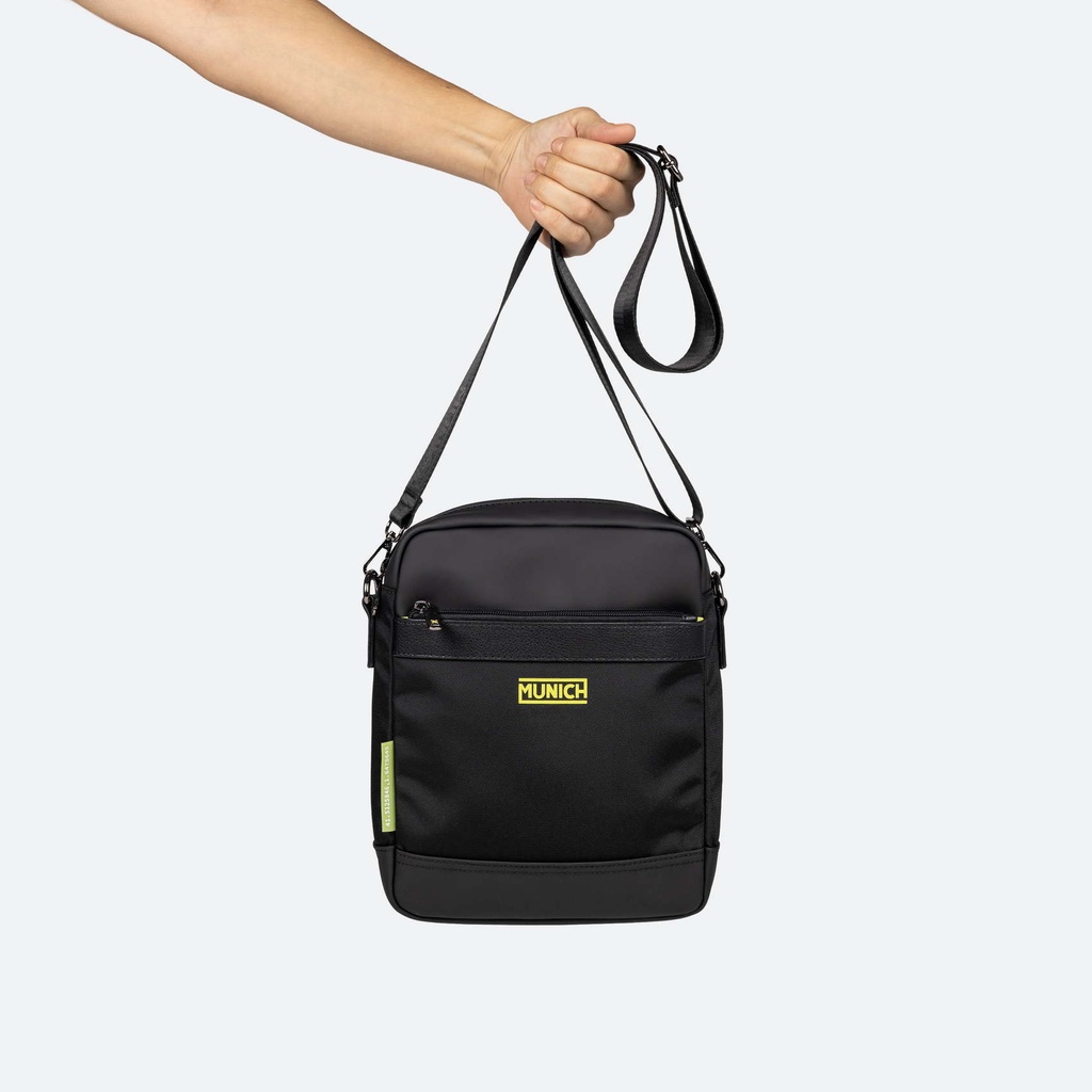Bandolera Negra de Alta Resistencia con Bolsillo Frontal JUNGLE CROSSBODY (6)