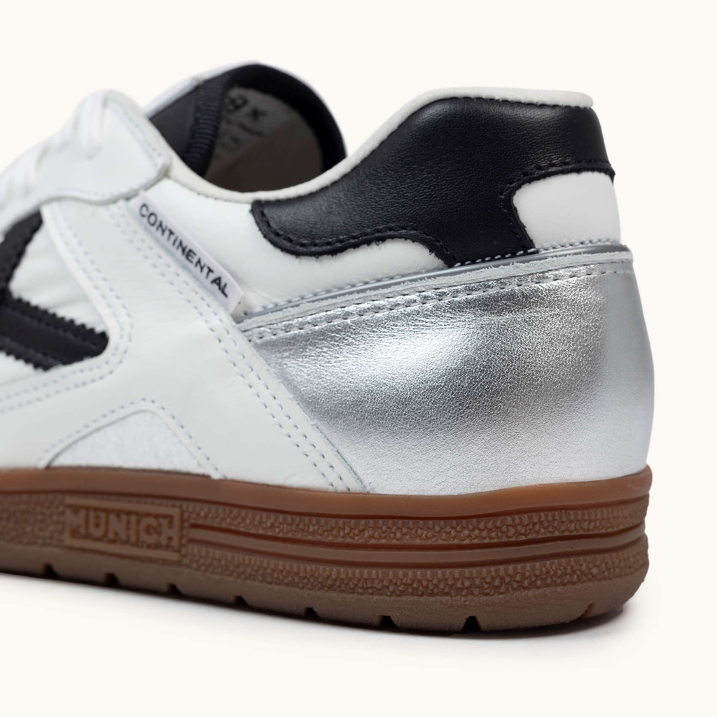 MUNICH CONTINENTAL PREMIUM 09 Zapatillas fÃºtbol sala de diseÃ±o clÃ¡sico y materiales premium Blanco, Gris y Plata (3)