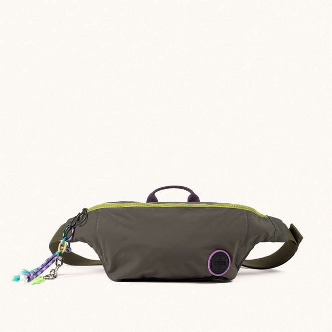 DEEP RECYCLED FW25 FANNYPACK XL C/KHAKI (1)