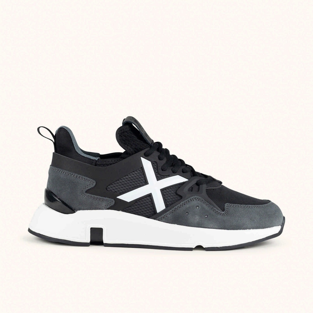 [8445648805792-36] MUNICH CLIK 110 Sneakers athletic style and urban design Black, Grey and White (36)